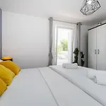 Dom wakacyjny La Pieda By Interhome Ražanac