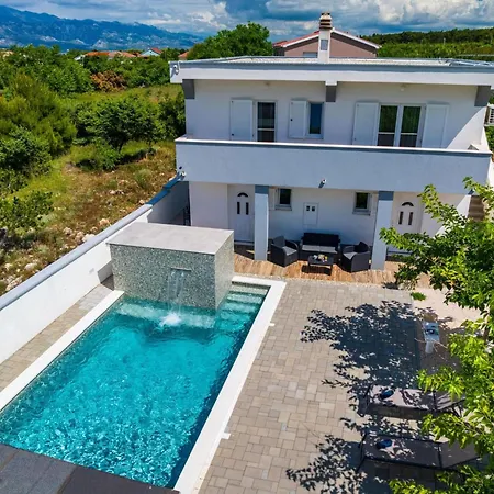 La Pieda By Interhome * Razanac