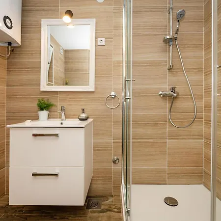 La Pieda By Interhome Razanac