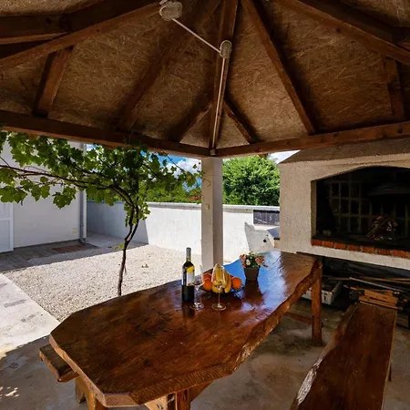 La Pieda By Interhome