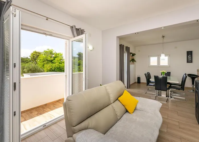 La Pieda By Interhome * Ražanac
